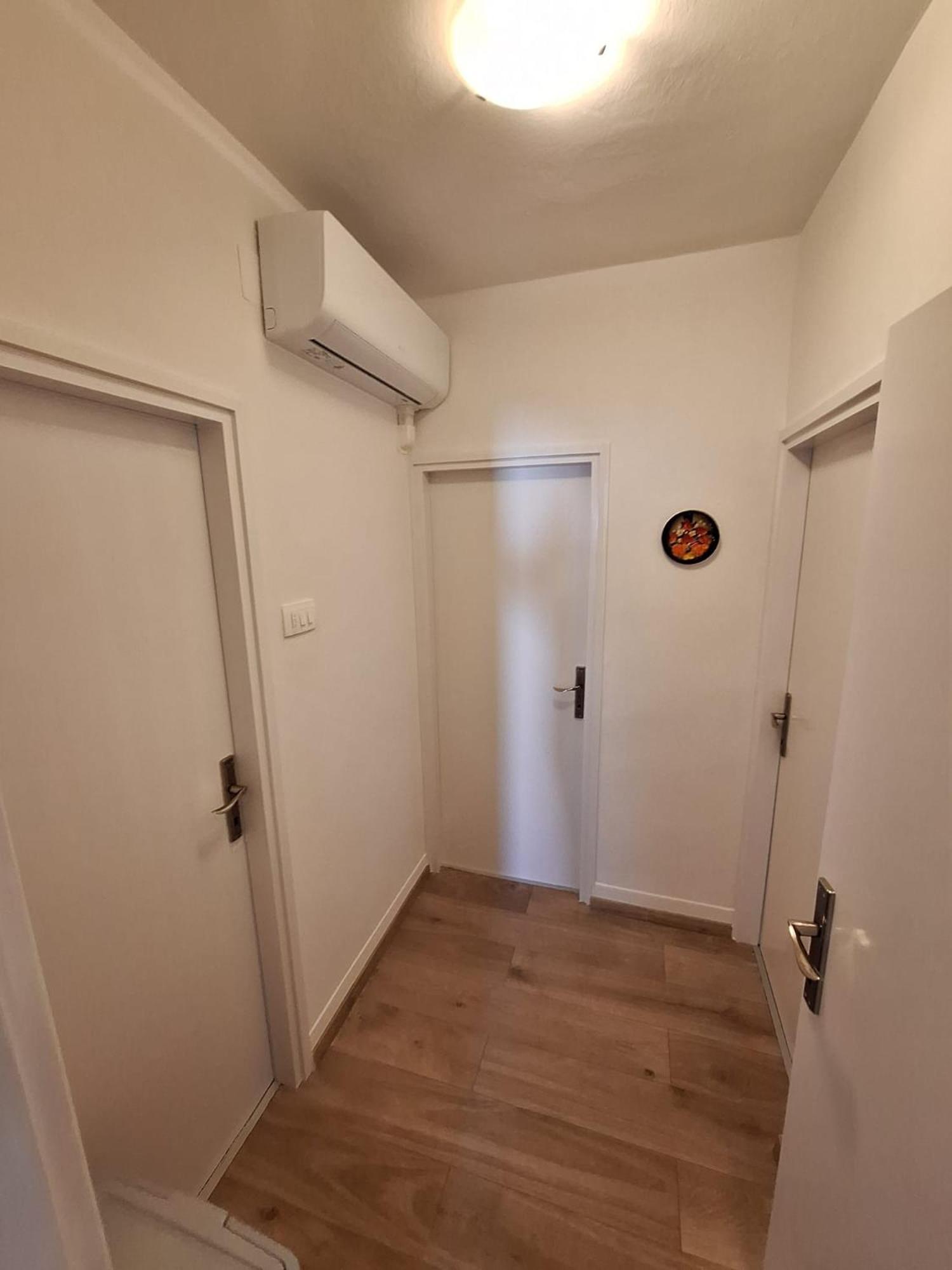 Apartment Doris พรีมอชเตน ภายนอก รูปภาพ