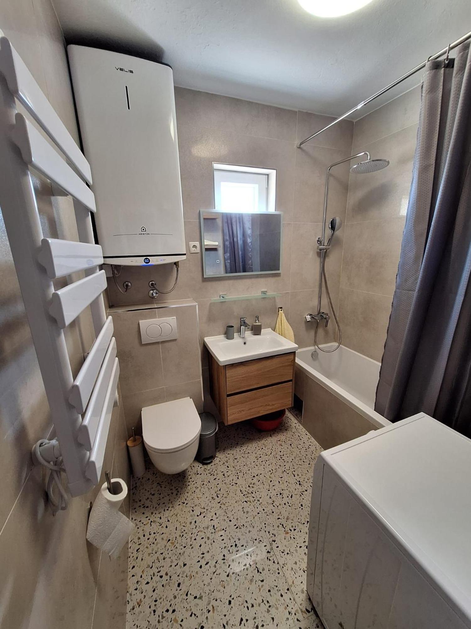 Apartment Doris พรีมอชเตน ภายนอก รูปภาพ