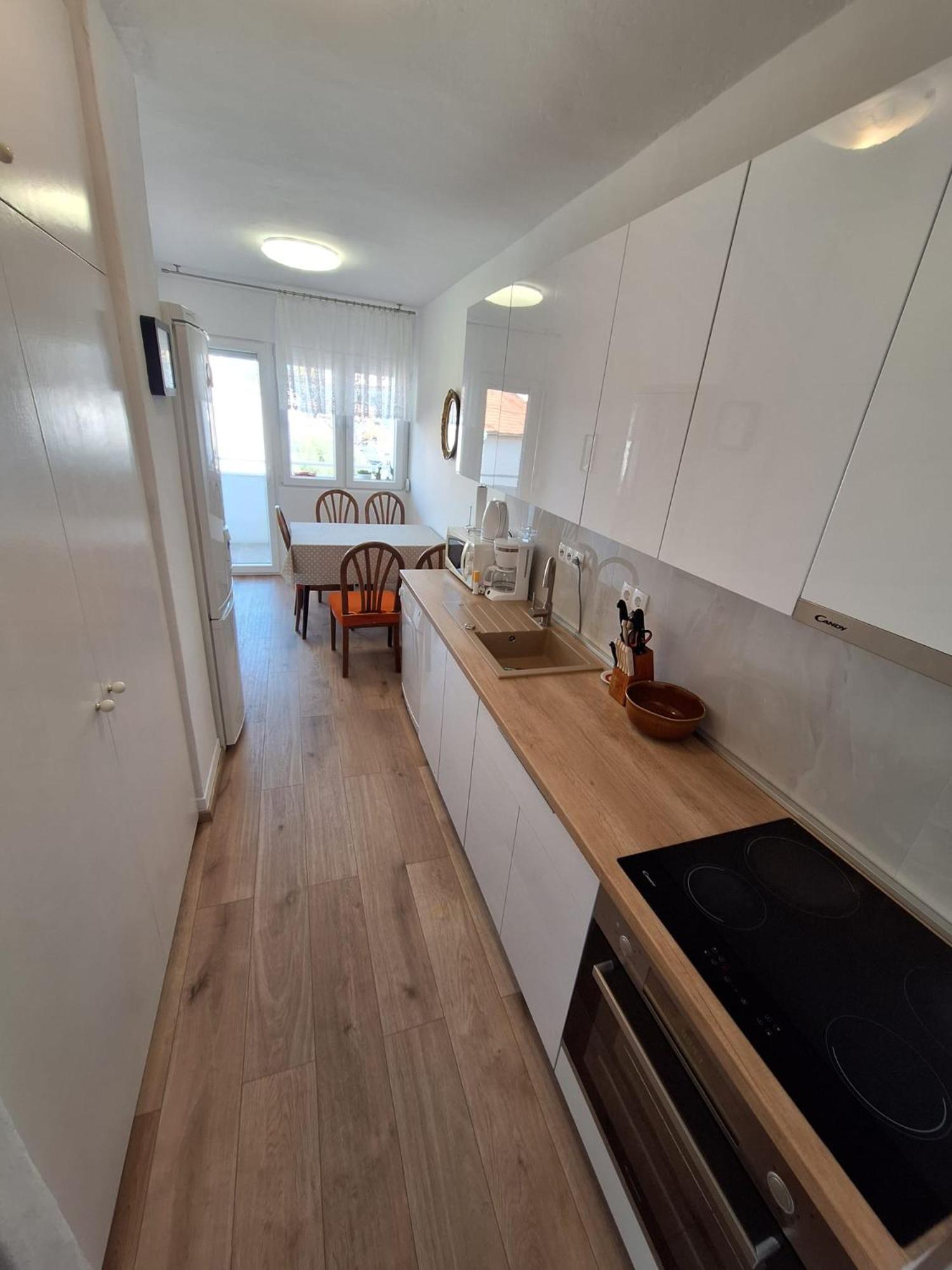 Apartment Doris พรีมอชเตน ภายนอก รูปภาพ