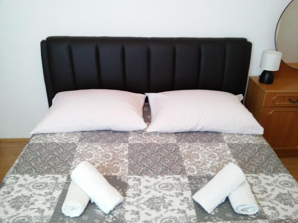 Apartment Doris พรีมอชเตน ภายนอก รูปภาพ